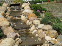 Комплекс ручей - садовый водоём